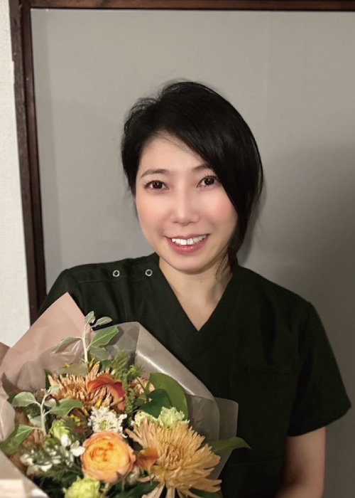 �q�d�@�^�R�q MAYUKO KURASHIGE �Ō�t